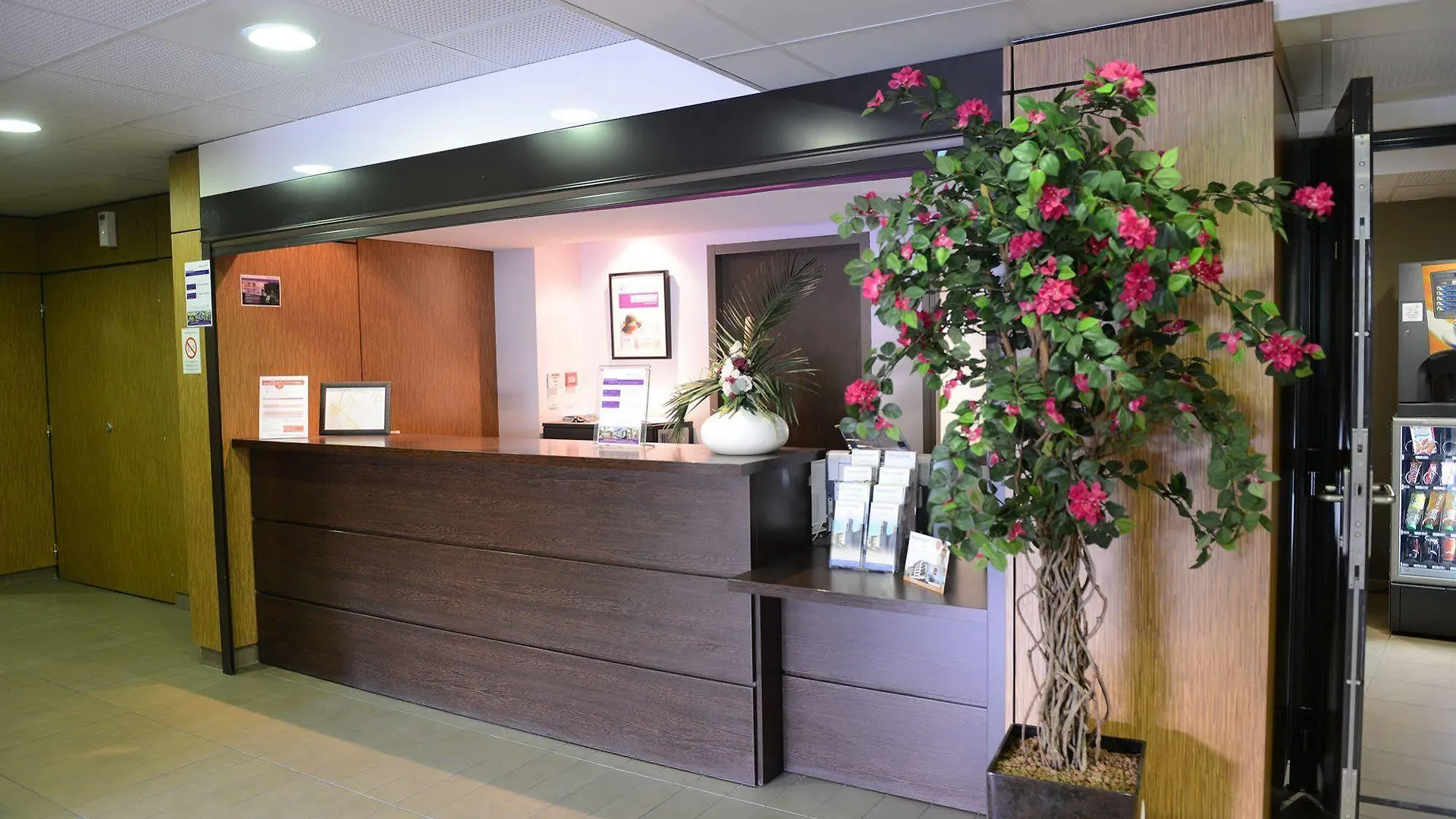 Residhotel Lyon Lamartine Tassin-la-Demi-Lune 3*,  France